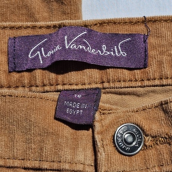 Gloria Vanderbilt Women's Size 16 Corduroy Pants. - Picture 5 of 6